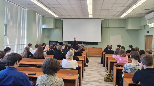 Встреча студентов с участником СВО