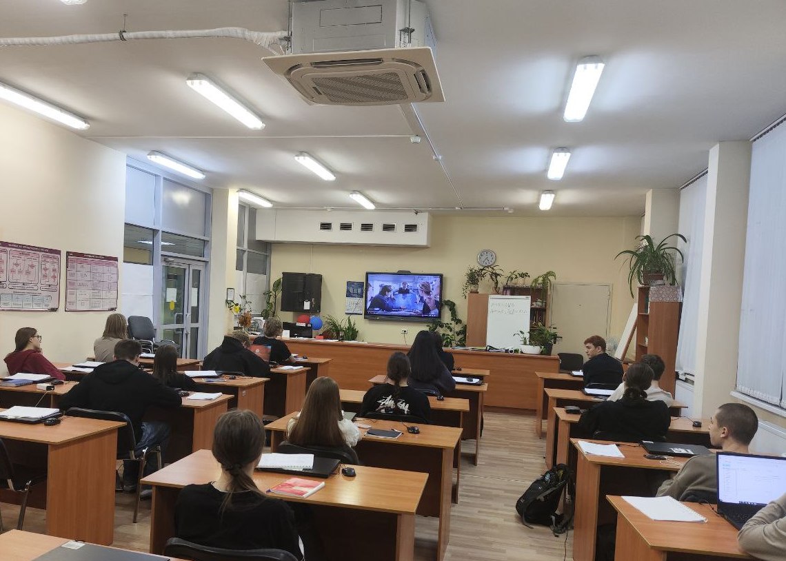 Просмотр фильмов «Что такое патриотизм» и «Мы – многонациональный народ