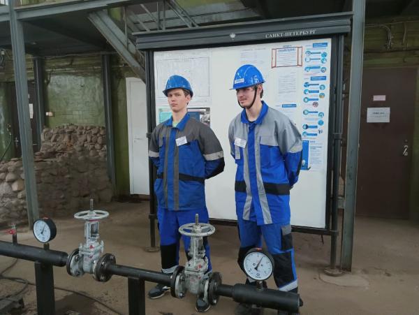 Конкурс «Лучший слесарь по обслуживанию тепловых сетей»